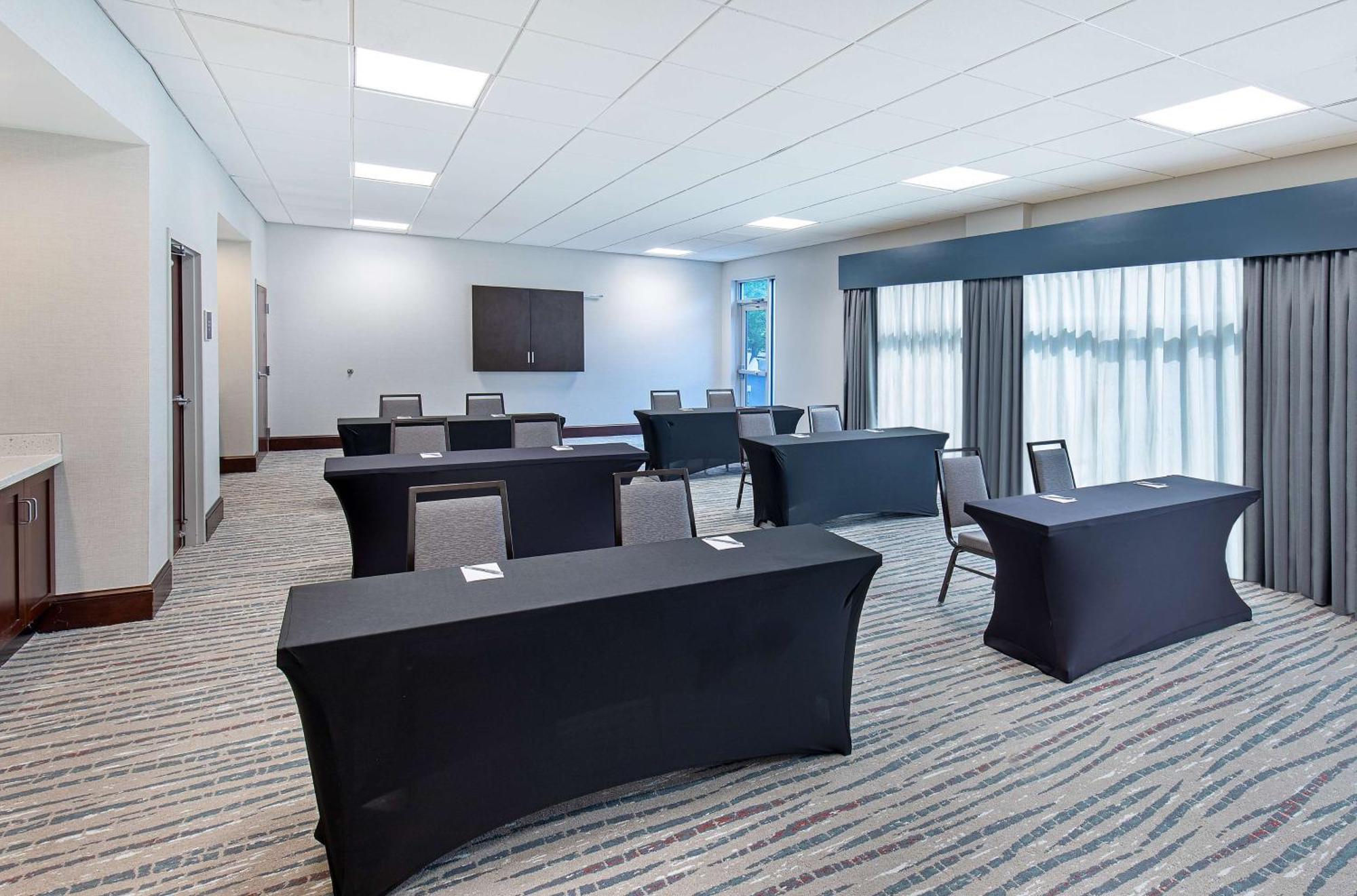 Homewood By Hilton Atlanta Perimeter Center Hotel