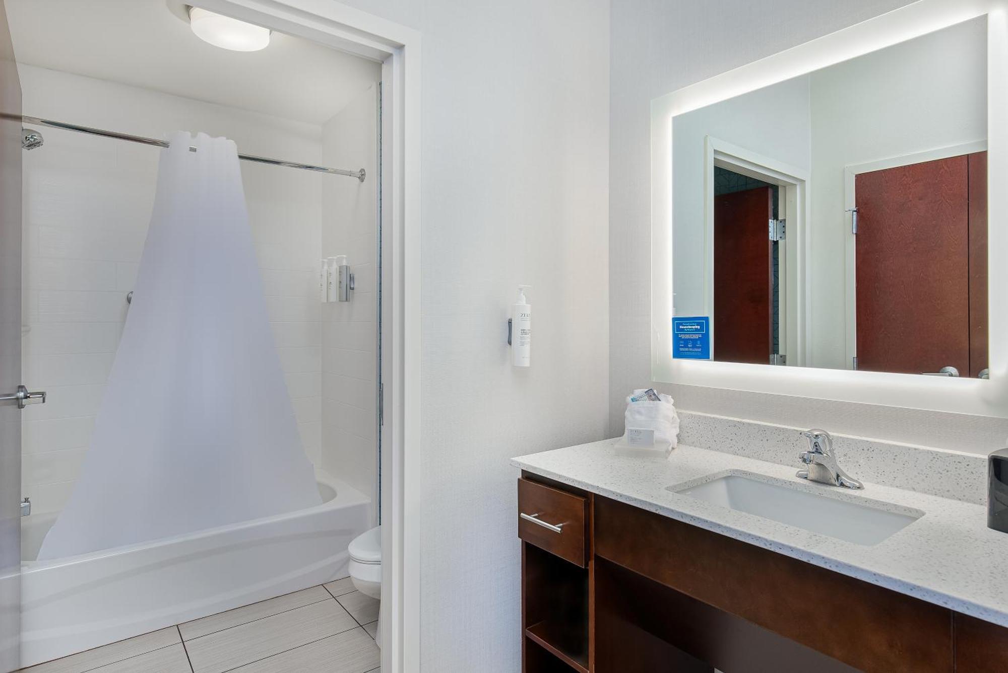 Homewood By Hilton Atlanta Perimeter Center Hotel