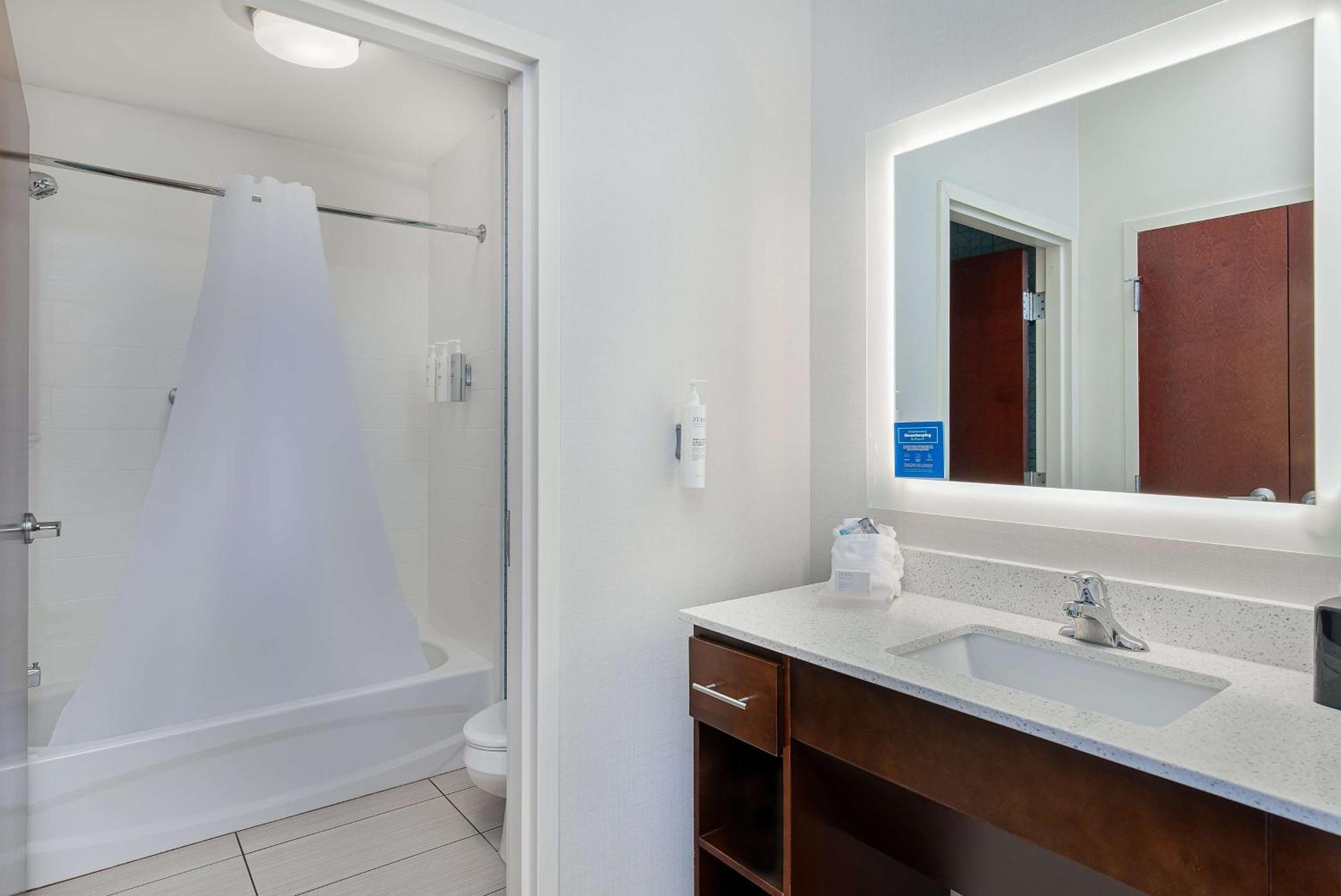 Homewood By Hilton Atlanta Perimeter Center Hotel 3*